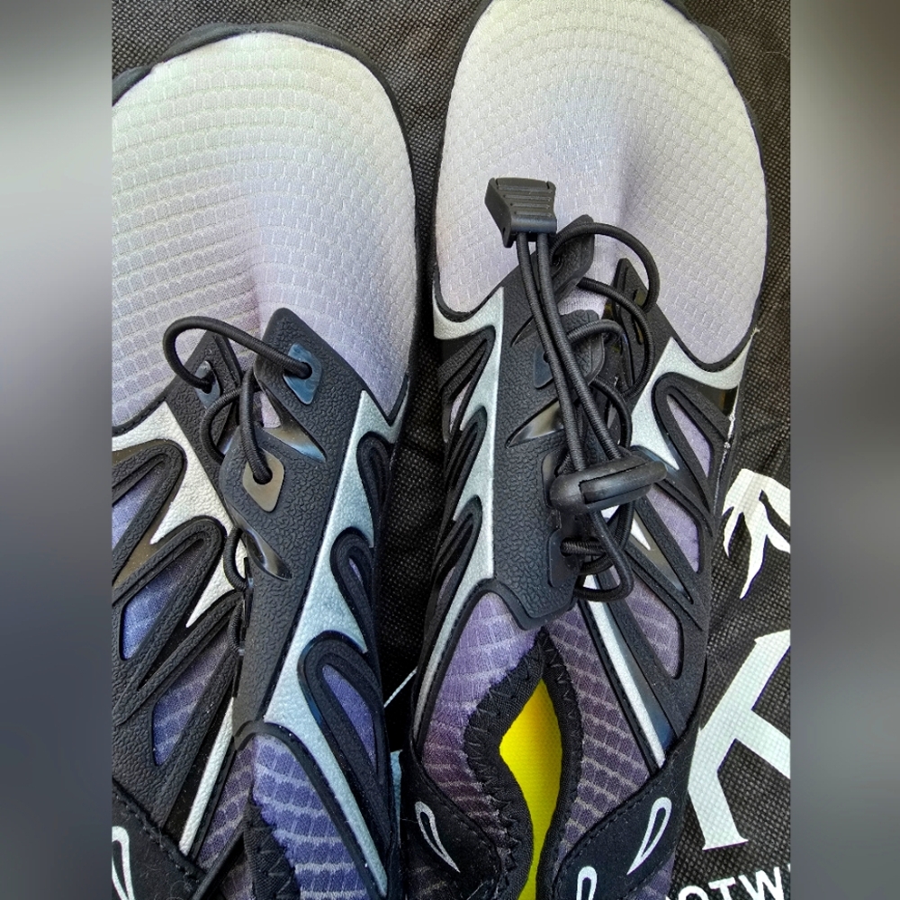 Hike Athletic Walking & Water Shoes Black Grey